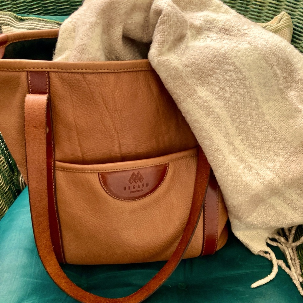 Leather Tote by Degash, made in Toronto, Canada